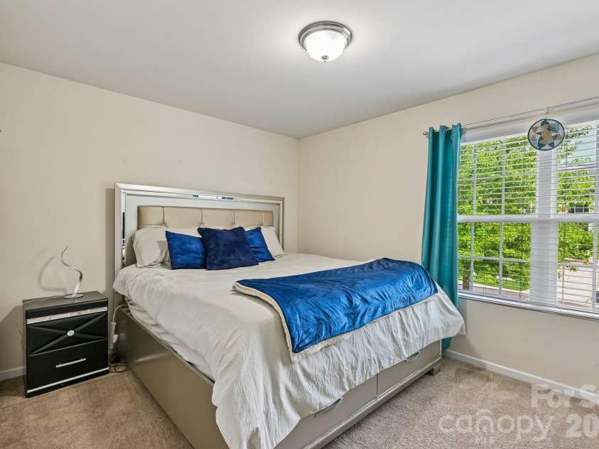 2206 Turtle Point Road, Charlotte, NC 28262.  MLS# CAR4393801, YatesRealty ID 36081. 