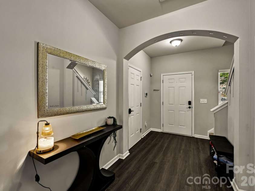 2206 Turtle Point Road, Charlotte, NC 28262.  MLS# CAR4393801, YatesRealty ID 36081. 