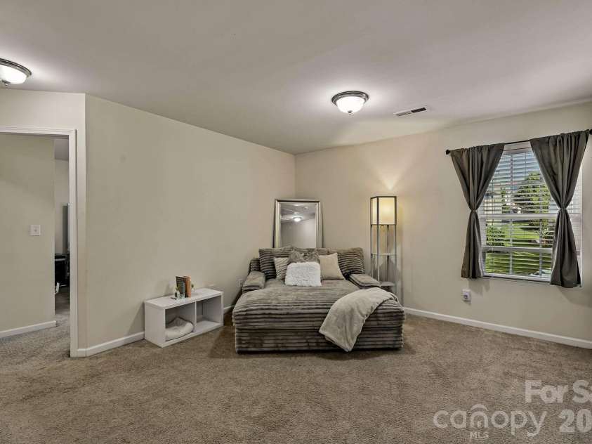 2206 Turtle Point Road, Charlotte, NC 28262.  MLS# CAR4393801, YatesRealty ID 36081. 