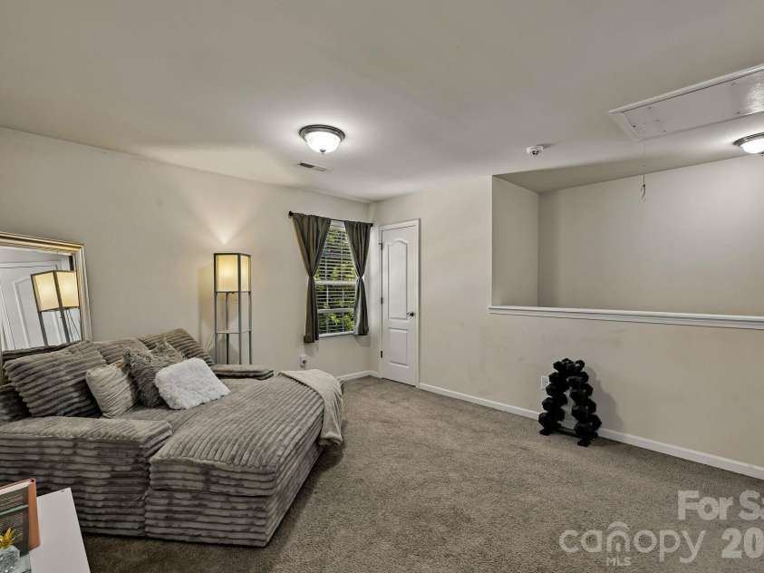 2206 Turtle Point Road, Charlotte, NC 28262.  MLS# CAR4393801, YatesRealty ID 36081. 