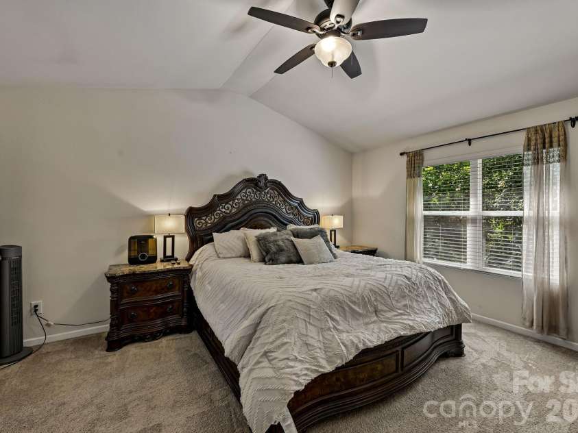 2206 Turtle Point Road, Charlotte, NC 28262.  MLS# CAR4393801, YatesRealty ID 36081. 