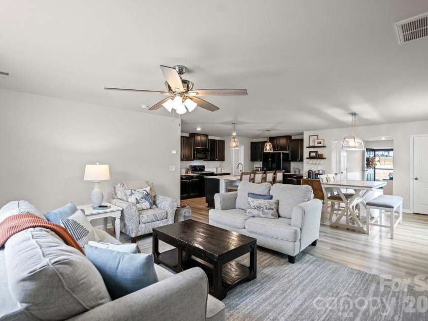 440 Gray Hawk Drive, Rockwell, NC 28138.  MLS# CAR4398072, YatesRealty ID 36082. 