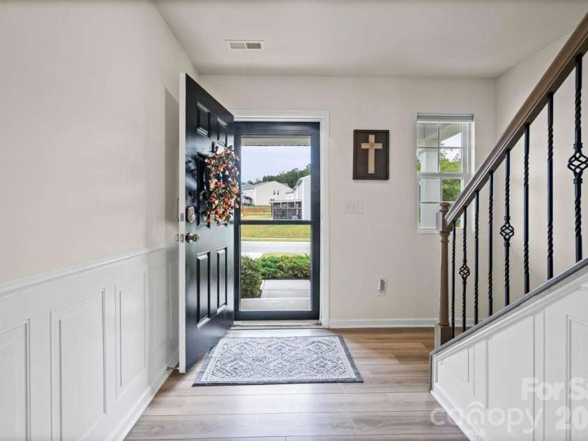 440 Gray Hawk Drive, Rockwell, NC 28138.  MLS# CAR4398072, YatesRealty ID 36082. Entry