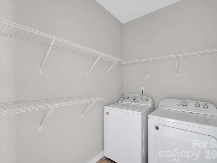 433 Battery Circle, Clover, SC 29710.  MLS# CAR4398683, YatesRealty ID 36083. 