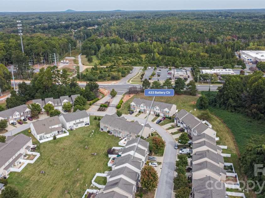 433 Battery Circle, Clover, SC 29710.  MLS# CAR4432484, YatesRealty ID 36083. 