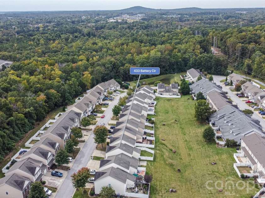 433 Battery Circle, Clover, SC 29710.  MLS# CAR4432484, YatesRealty ID 36083. 