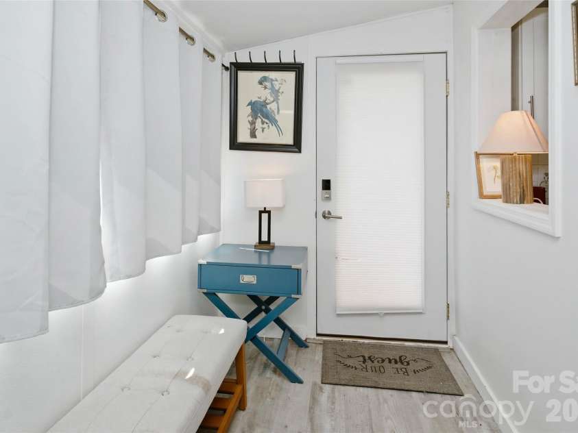 24 Rhododendron Drive, Asheville, NC 28805.  MLS# CAR4400229, YatesRealty ID 36084. 