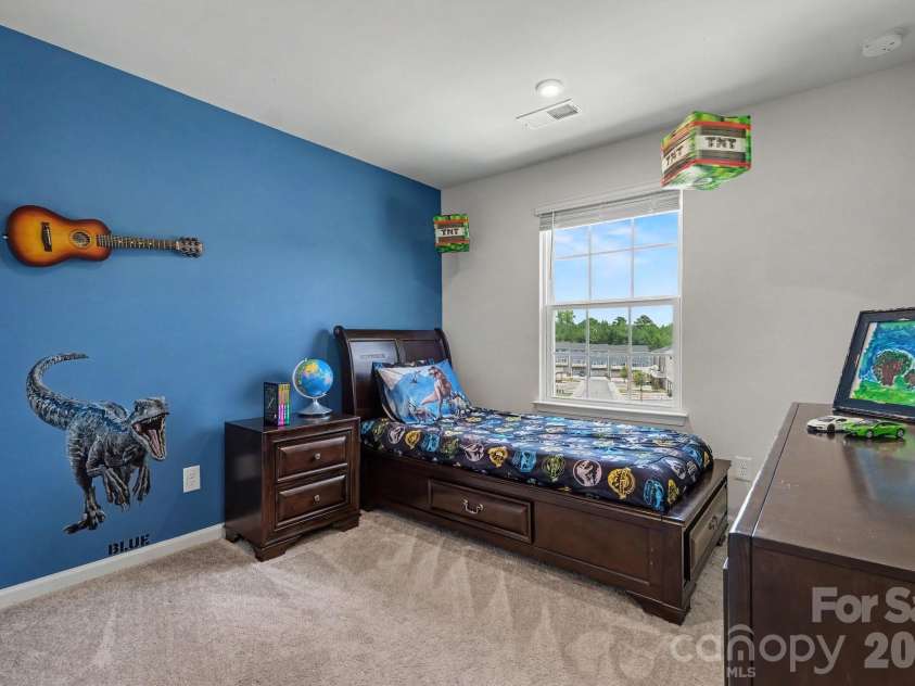 521 Moondance Drive, Gastonia, NC 28054.  MLS# CAR4400244, YatesRealty ID 36087. 