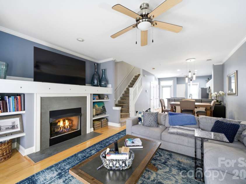 1029 Park West Drive, Charlotte, NC 28209.  MLS# CAR4401511, YatesRealty ID 36089. 