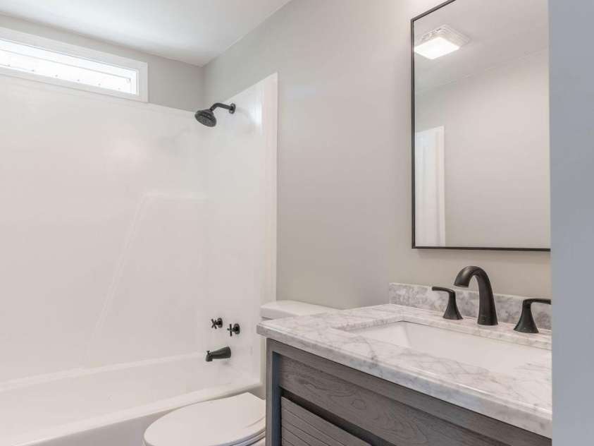 55 Shannon Park Circle, Taylorsville, NC 28681.  MLS# CAR4167019, YatesRealty ID 3609. Second Bath