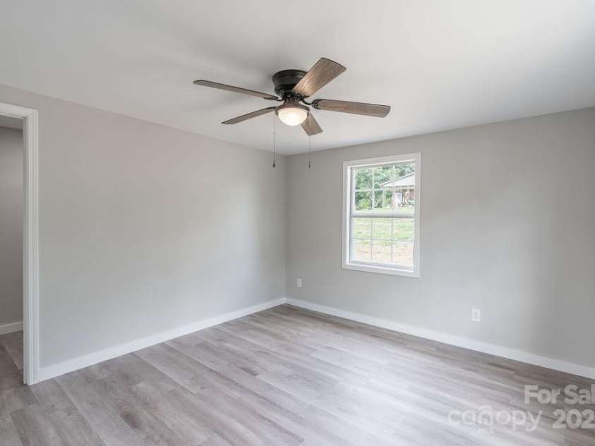 55 Shannon Park Circle, Taylorsville, NC 28681.  MLS# CAR4167019, YatesRealty ID 3609. Third BR