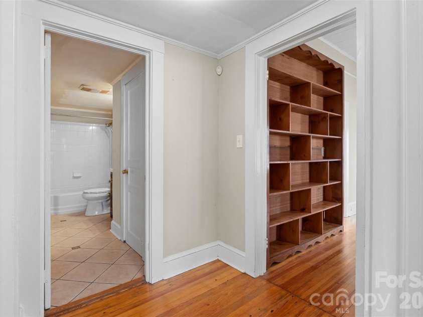 606 Juniper Street, Kannapolis, NC 28081.  MLS# CAR4347079, YatesRealty ID 3609. 