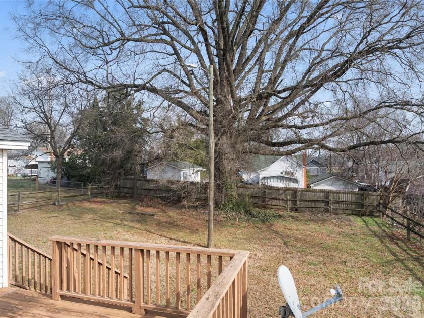 606 Juniper Street, Kannapolis, NC 28081.  MLS# CAR4347079, YatesRealty ID 3609. 