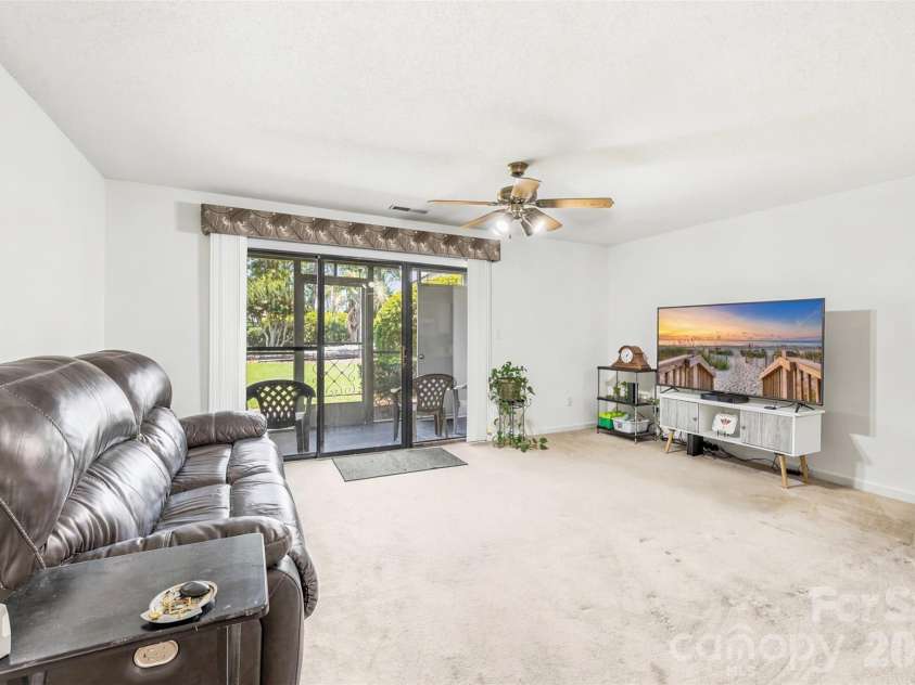 1890 Auburn Lane, Myrtle Beach, SC 29575.  MLS# CAR4403050, YatesRealty ID 36091. 