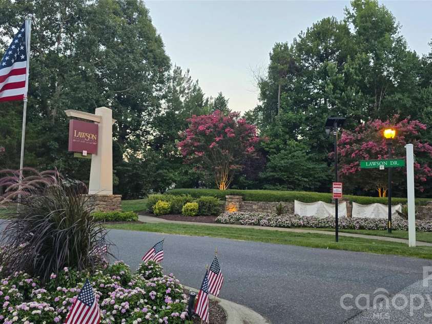 1005 Wainscott Drive, Waxhaw, NC 28173.  MLS# CAR4400196, YatesRealty ID 36092. 