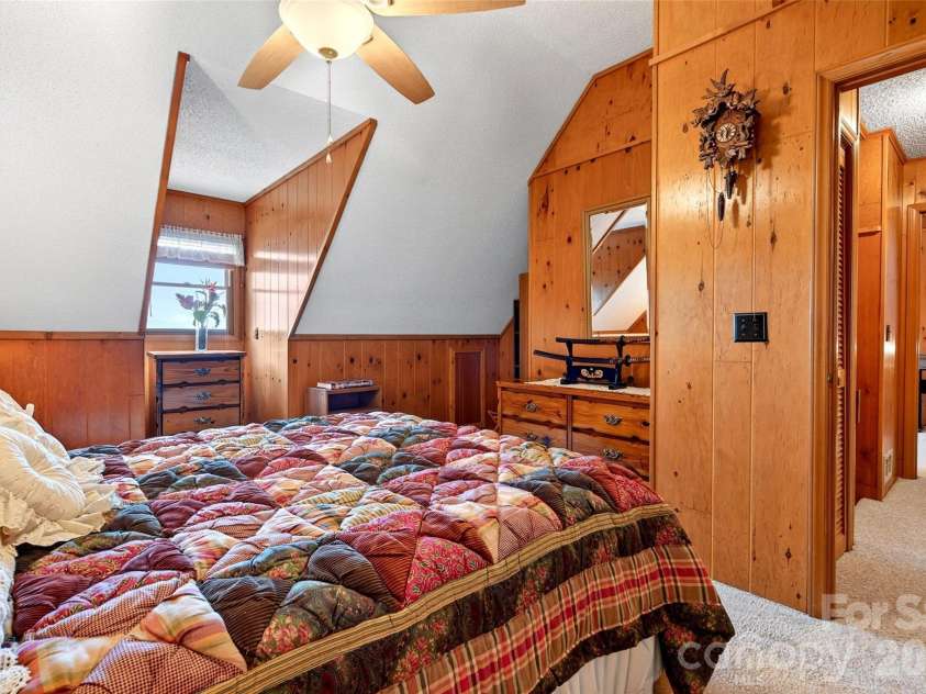 1347 Wipprecht Drive, Spruce Pine, NC 28777.  MLS# CAR4400800, YatesRealty ID 36094. 