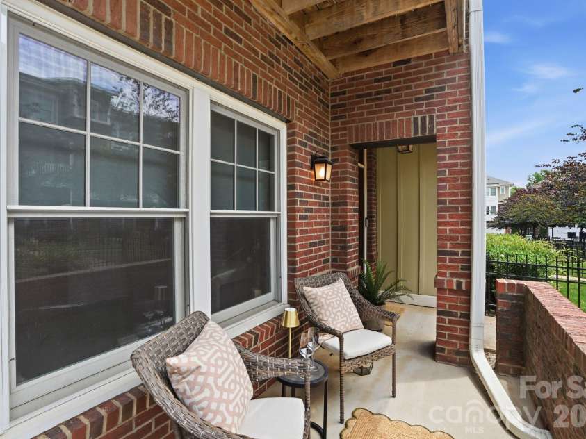 1024 Wesley Park Lane, Charlotte, NC 28208.  MLS# CAR4392665, YatesRealty ID 36096. First floor covered patio