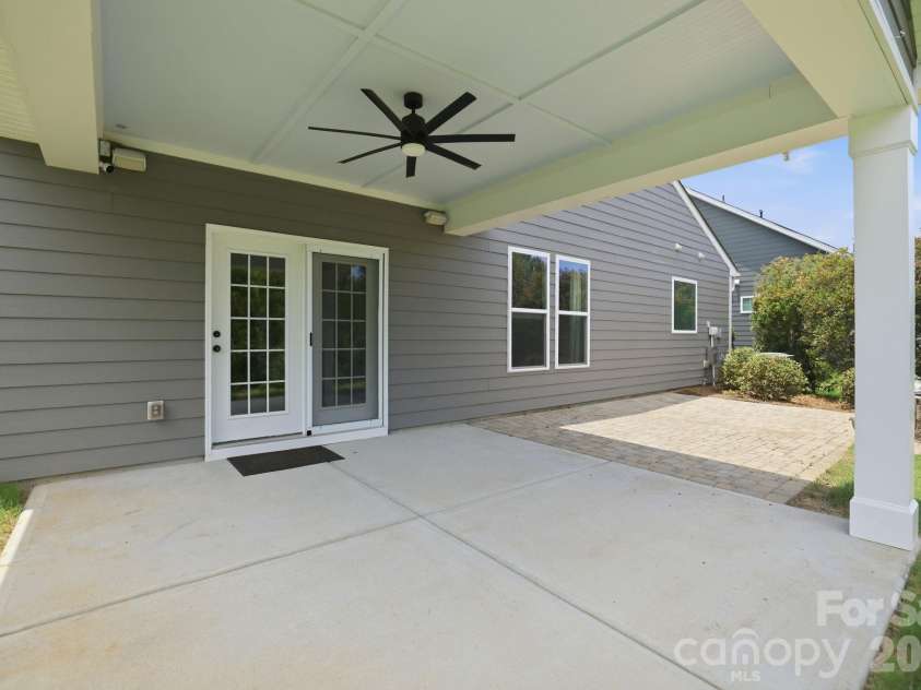1002 Heritage Pointe, Indian Trail, NC 28079.  MLS# CAR4396829, YatesRealty ID 36097. 