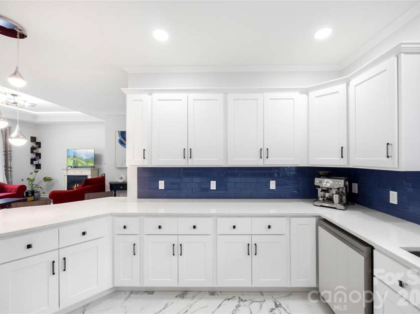 400 Charles Pettus Road, Lancaster, SC 29720.  MLS# CAR4398066, YatesRealty ID 36098. 