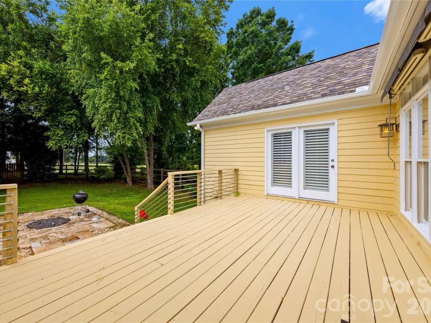 4123 Fairway Downs Court, Charlotte, NC 28277.  MLS# CAR4397517, YatesRealty ID 36099. 