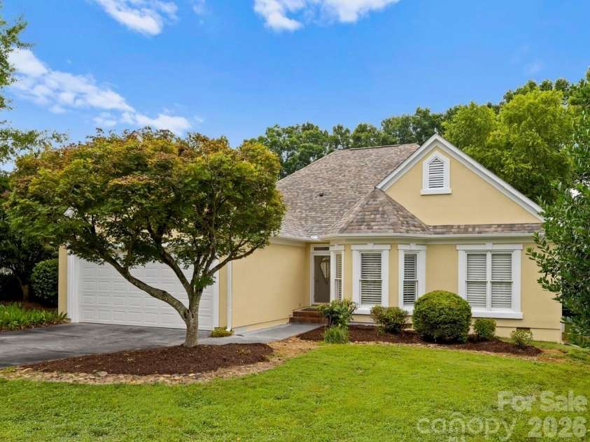 4123 Fairway Downs Court, Charlotte, NC 28277.  MLS# CAR4397517, YatesRealty ID 36099. 