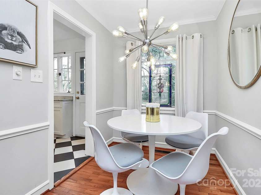 1817 Jameston Drive, Charlotte, NC 28209.  MLS# CAR4232844, YatesRealty ID 361. 