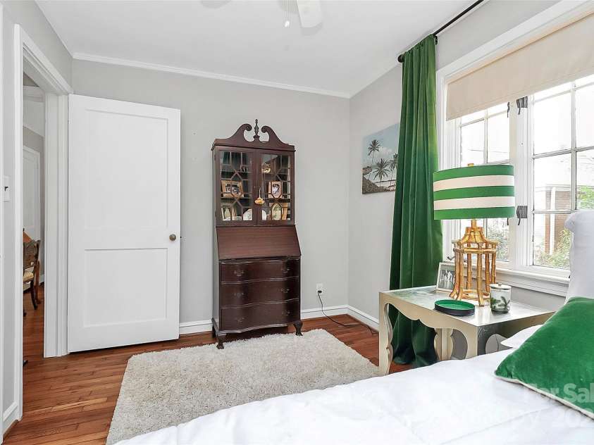 1817 Jameston Drive, Charlotte, NC 28209.  MLS# CAR4232844, YatesRealty ID 361. 