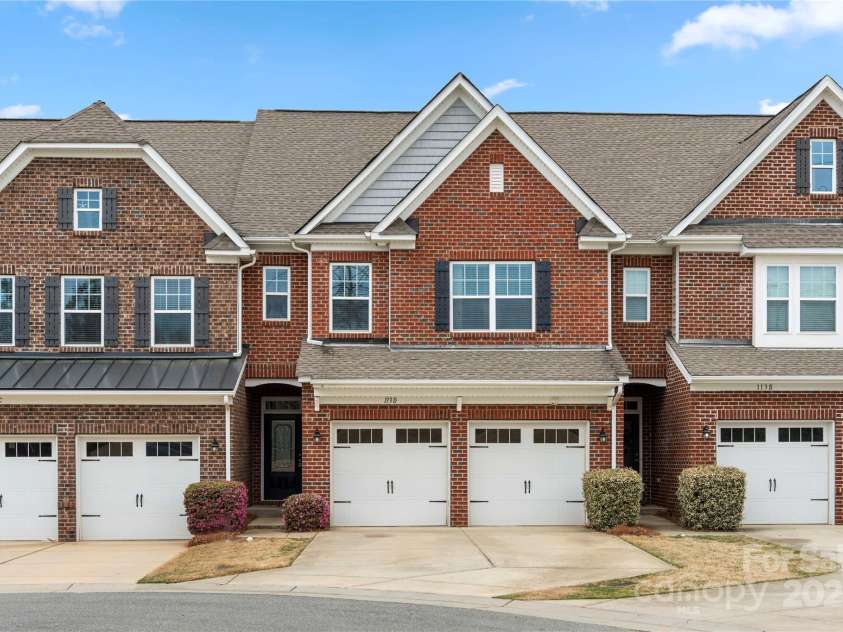113 Burlingame Court, Mooresville, NC 28117.  MLS# CAR4228046, YatesRealty ID 3610. 