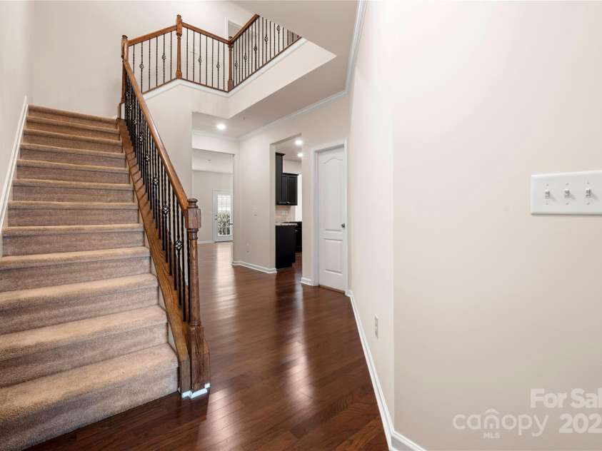 113 Burlingame Court, Mooresville, NC 28117.  MLS# CAR4228046, YatesRealty ID 3610. Foyer