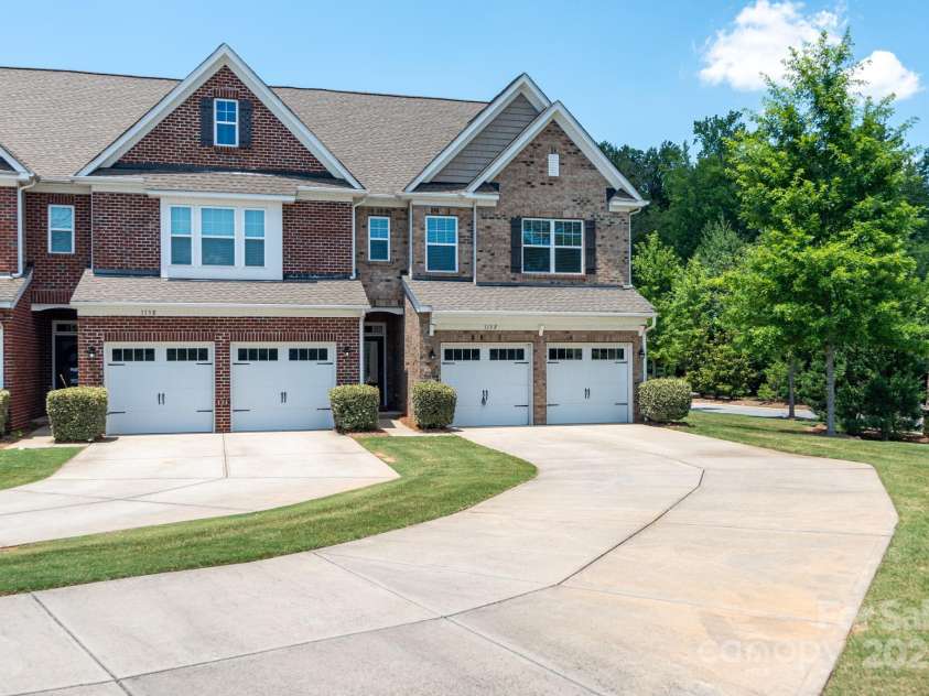 113 Burlingame Court, Mooresville, NC 28117.  MLS# CAR4277147, YatesRealty ID 3610. 