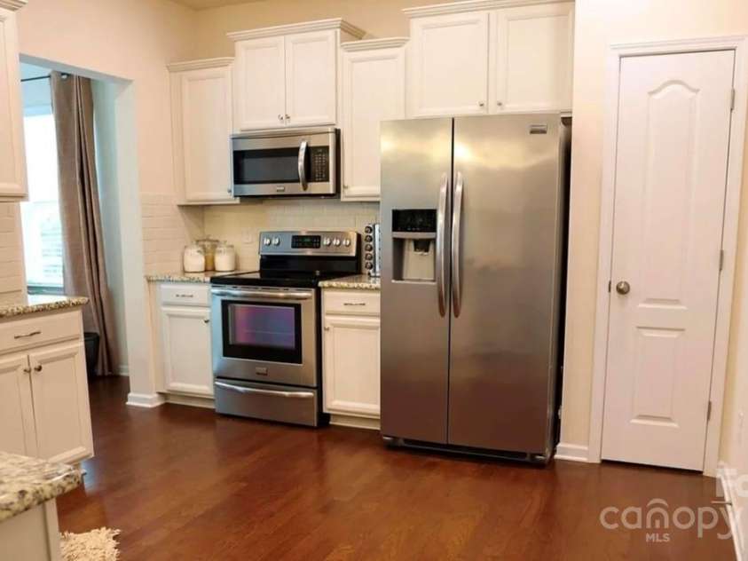 113 Burlingame Court, Mooresville, NC 28117.  MLS# CAR4277147, YatesRealty ID 3610. 