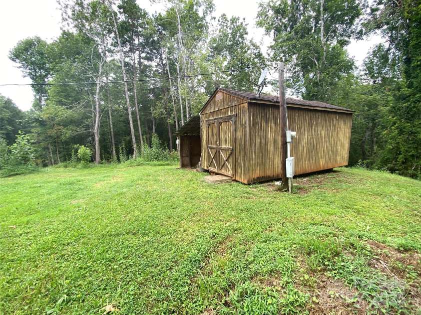 1215 Payne Road, Marion, NC 28752.  MLS# CAR4294498, YatesRealty ID 3610. 