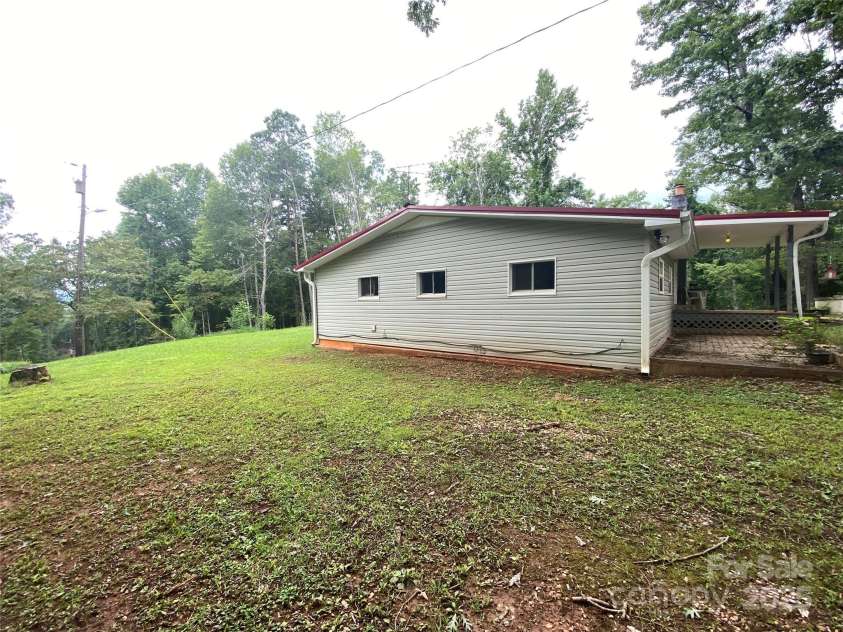 1215 Payne Road, Marion, NC 28752.  MLS# CAR4294498, YatesRealty ID 3610. 
