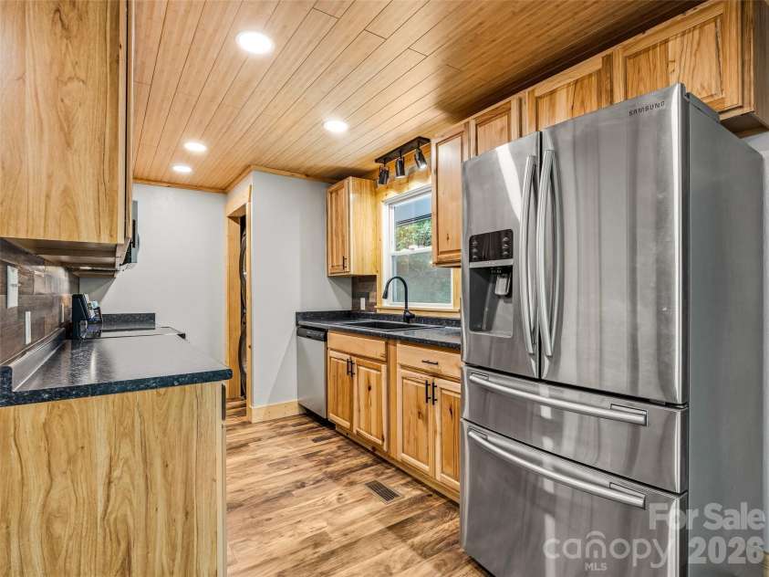 785 Pisgah Forest Drive, Pisgah Forest, NC 28768.  MLS# CAR4397604, YatesRealty ID 36100. 