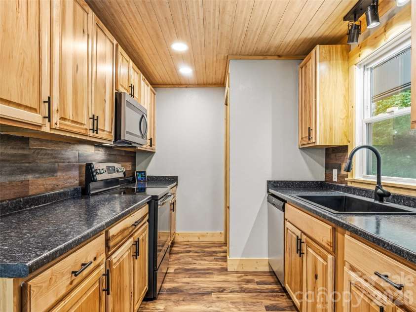 785 Pisgah Forest Drive, Pisgah Forest, NC 28768.  MLS# CAR4397604, YatesRealty ID 36100. 