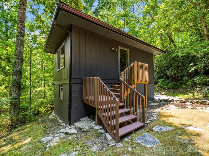 785 Pisgah Forest Drive, Pisgah Forest, NC 28768.  MLS# CAR4397604, YatesRealty ID 36100. 