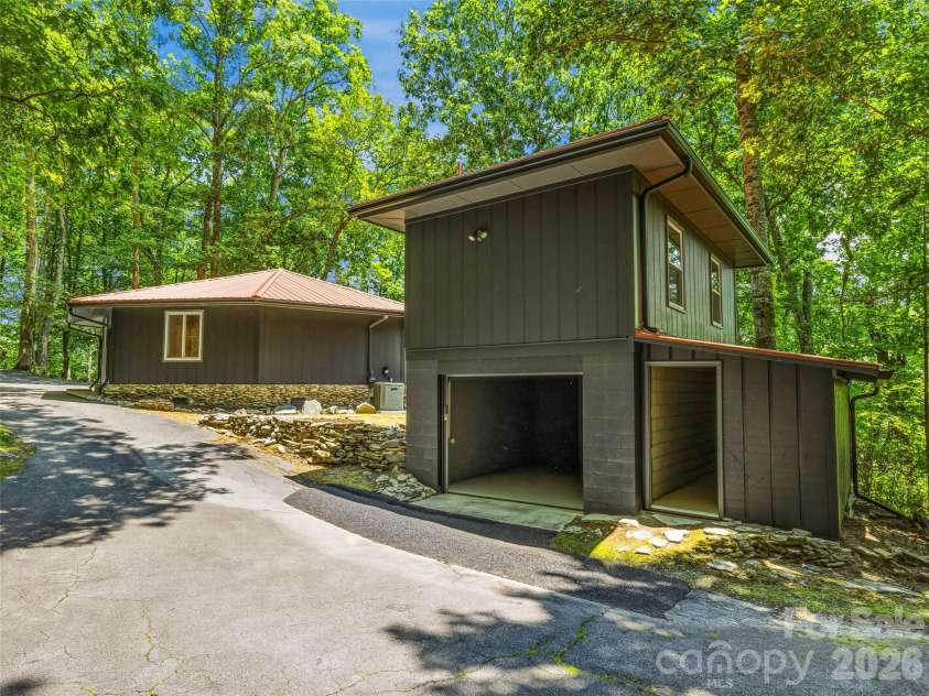 785 Pisgah Forest Drive, Pisgah Forest, NC 28768.  MLS# CAR4397604, YatesRealty ID 36100. 