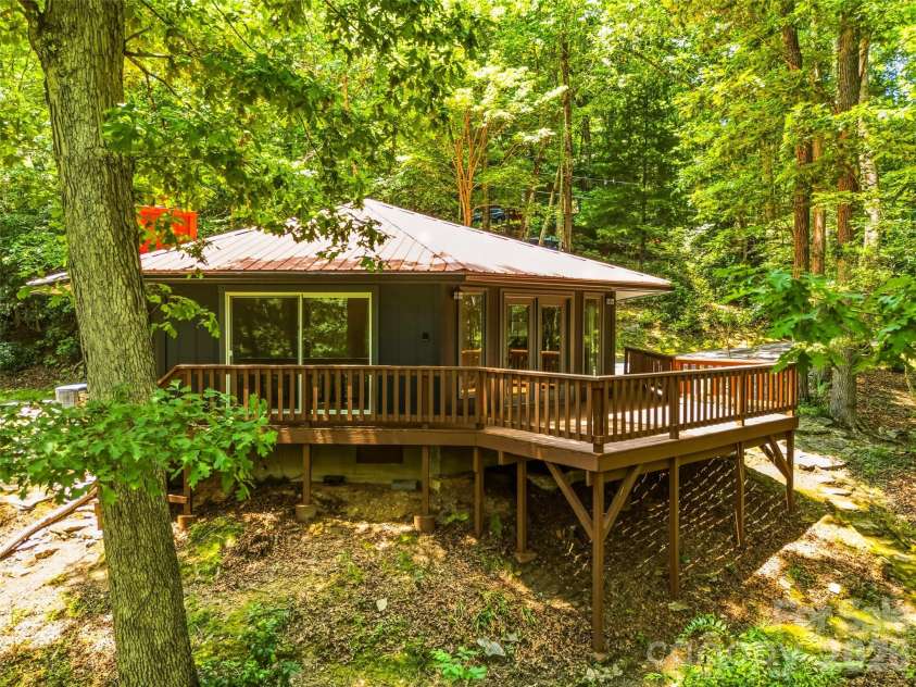 785 Pisgah Forest Drive, Pisgah Forest, NC 28768.  MLS# CAR4397604, YatesRealty ID 36100. 