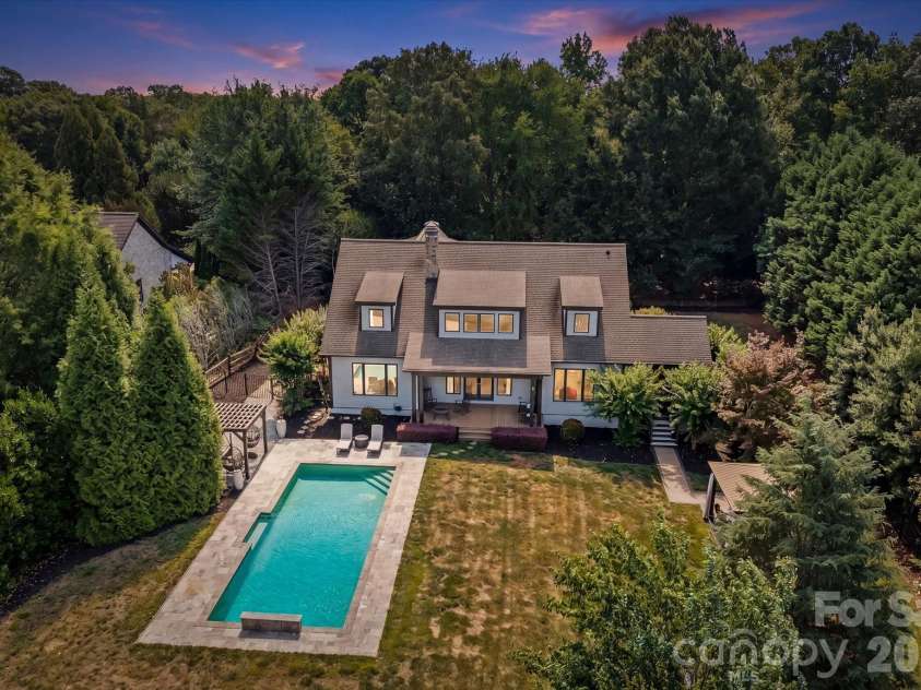 12820 Westmoreland Farm Road, Davidson, NC 28036.  MLS# CAR4396552, YatesRealty ID 36101. 