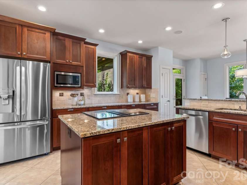 12820 Westmoreland Farm Road, Davidson, NC 28036.  MLS# CAR4396552, YatesRealty ID 36101. 