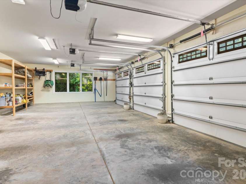 12820 Westmoreland Farm Road, Davidson, NC 28036.  MLS# CAR4396552, YatesRealty ID 36101. 