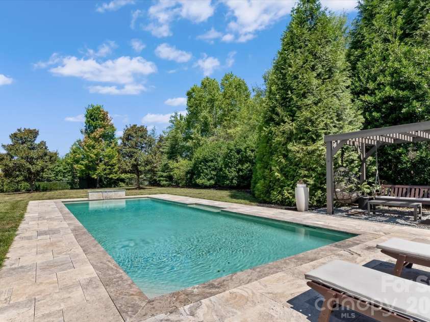 12820 Westmoreland Farm Road, Davidson, NC 28036.  MLS# CAR4396552, YatesRealty ID 36101. 