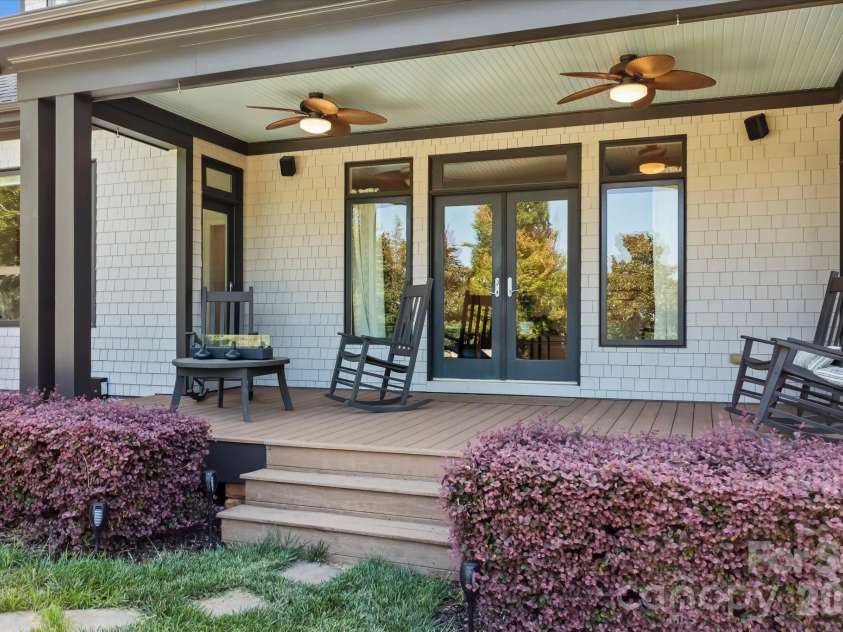 12820 Westmoreland Farm Road, Davidson, NC 28036.  MLS# CAR4396552, YatesRealty ID 36101. 