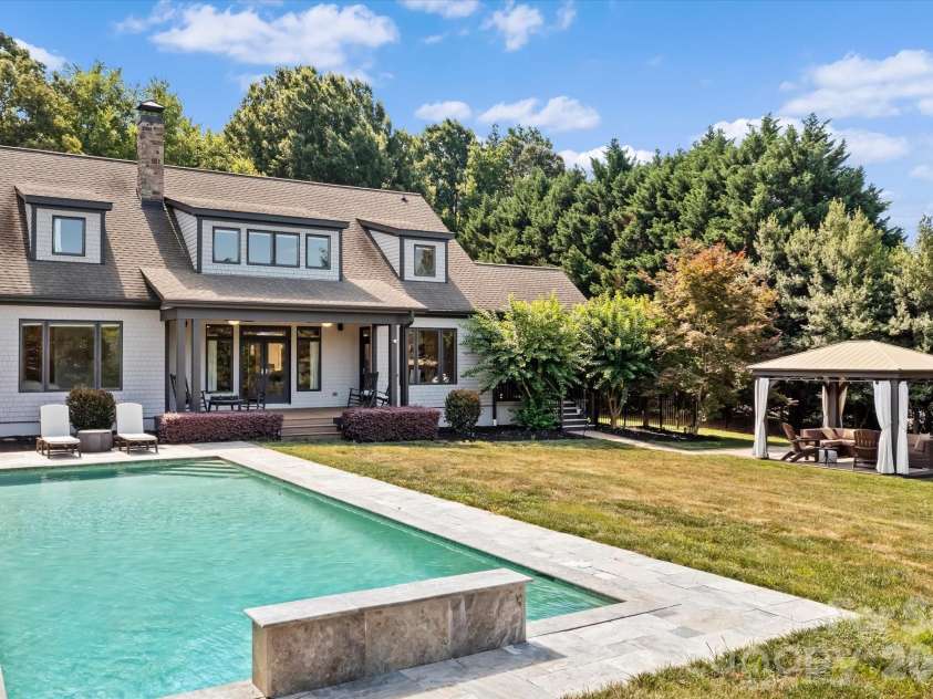 12820 Westmoreland Farm Road, Davidson, NC 28036.  MLS# CAR4396552, YatesRealty ID 36101. 