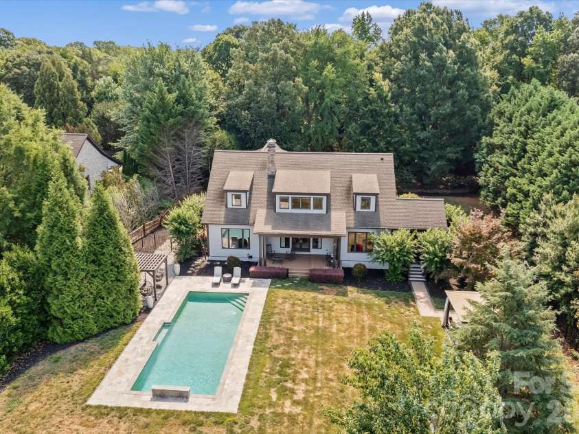 12820 Westmoreland Farm Road, Davidson, NC 28036.  MLS# CAR4396552, YatesRealty ID 36101. 