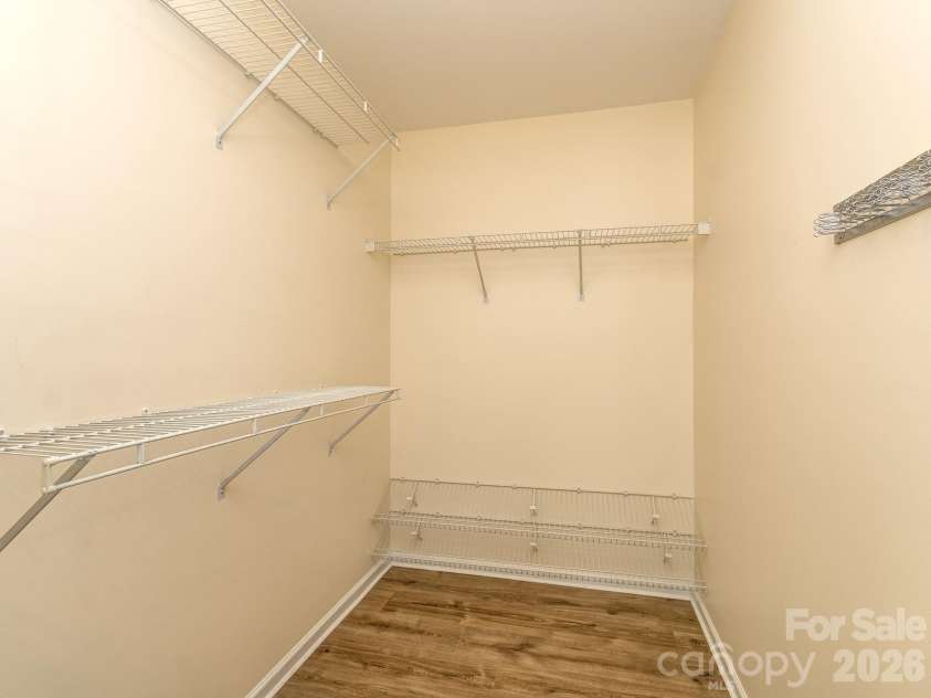 13050 Planters Row Drive, Charlotte, NC 28278.  MLS# CAR4399705, YatesRealty ID 36102. 
