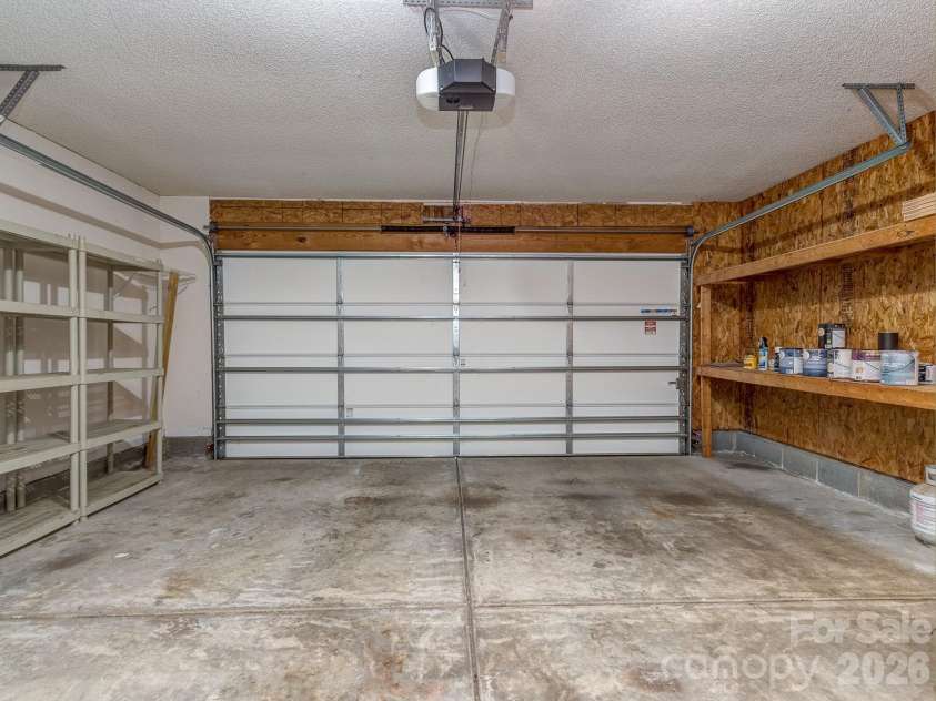 13050 Planters Row Drive, Charlotte, NC 28278.  MLS# CAR4399705, YatesRealty ID 36102. 