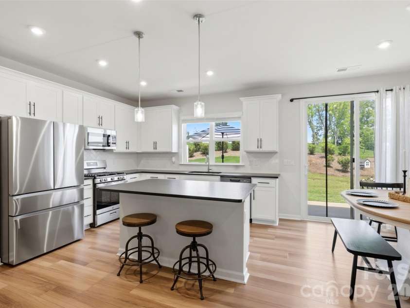 2037 Howell Creek Way, Charlotte, NC 28215.  MLS# CAR4399858, YatesRealty ID 36103. 