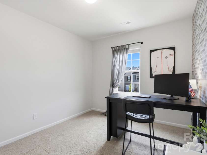 2037 Howell Creek Way, Charlotte, NC 28215.  MLS# CAR4399858, YatesRealty ID 36103. 