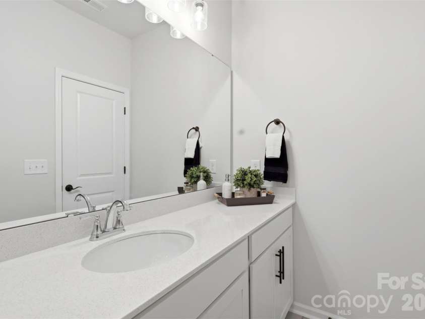 2037 Howell Creek Way, Charlotte, NC 28215.  MLS# CAR4399858, YatesRealty ID 36103. 